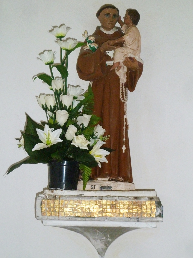 statue : Saint Antoine de Padoue
