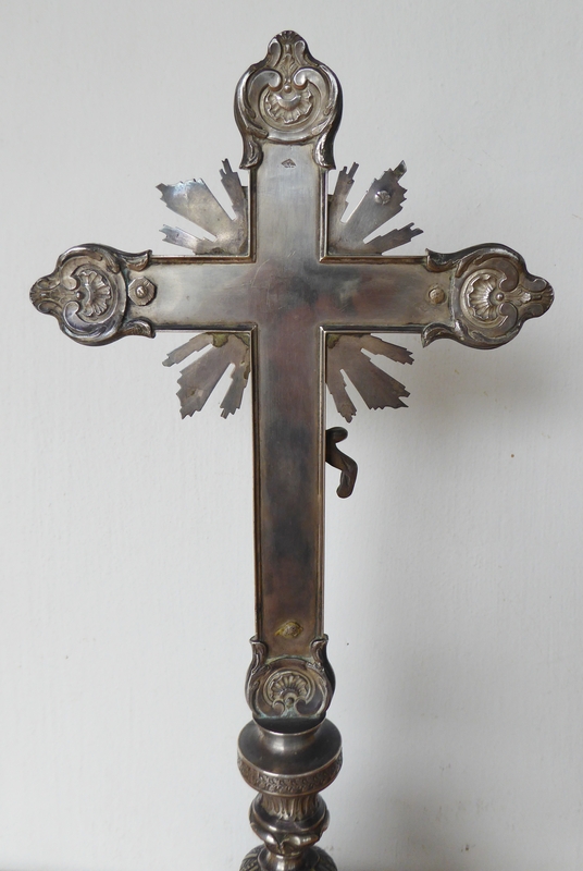 croix d’autel