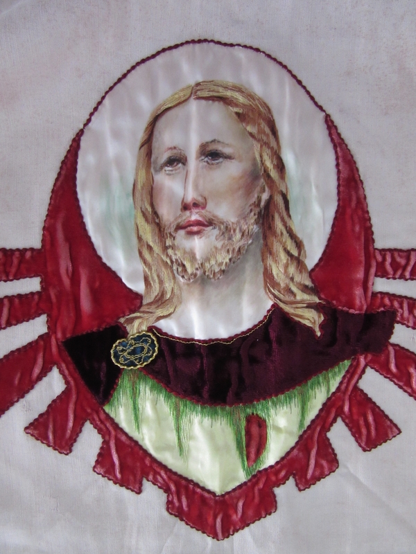 Voile huméral, décor : Christ.