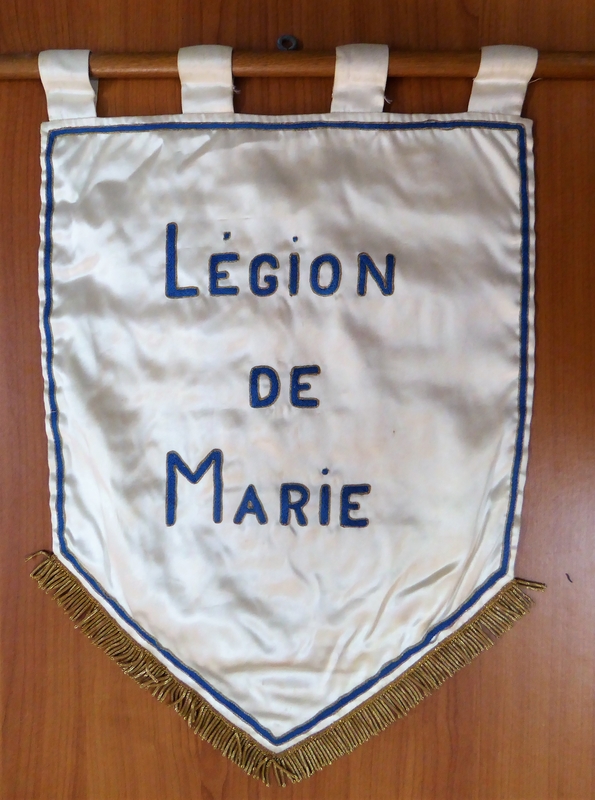 Bannière de procession de la Légion de Marie