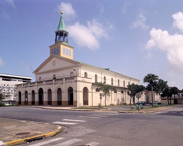 Cathédrale Saint-Sauveur