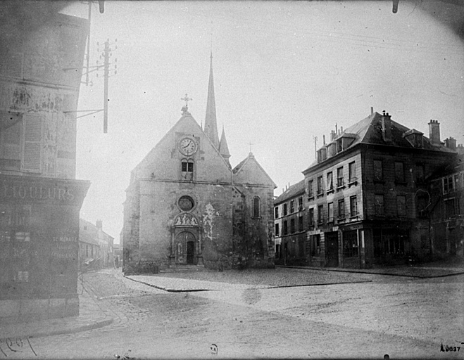 Vue de la façade.