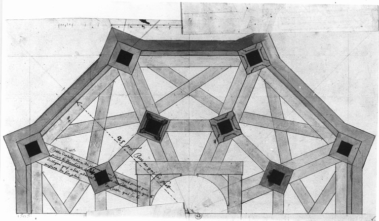 Eglise priorale Saint-Louis : flèche et plans de la charpente à différents niveaux.