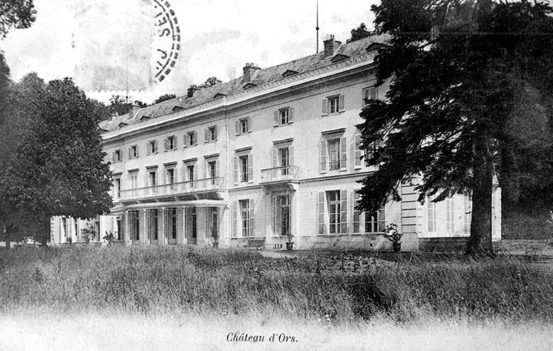 Vue d'ensemble du château aujourd'hui détruit.