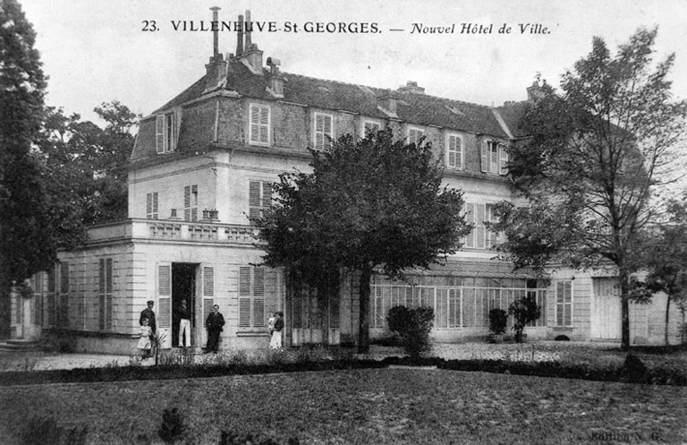 La façade postérieure.