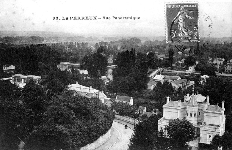 Vue générale du quartier descendant vers la Marne, au niveau de la passerelle de Bry.