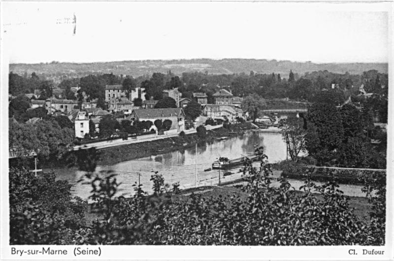 Vue générale prise en amont du pont de Bry sur la Marne.