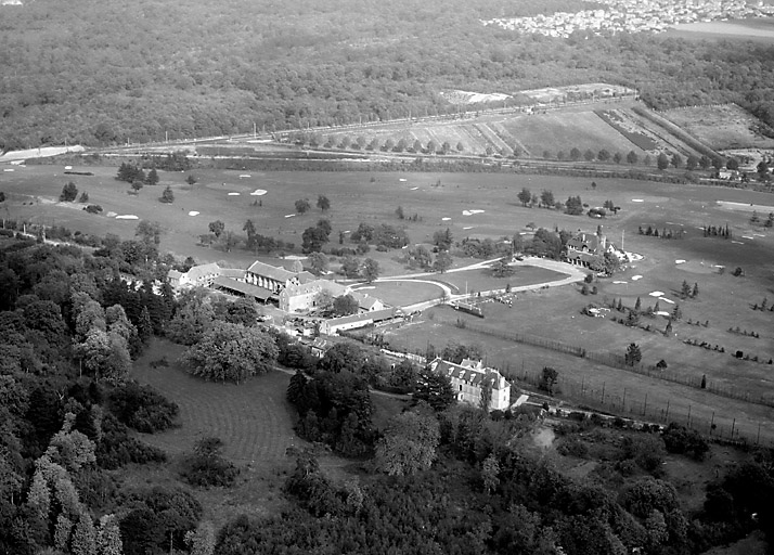 Vue aérienne du golf.