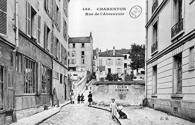 Rue de l'Abreuvoir (maisons aujourd'hui démolies).