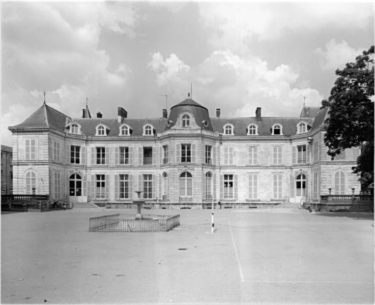 Façade antérieure.