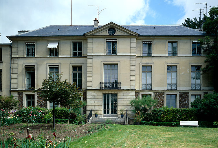 Façade postérieure.