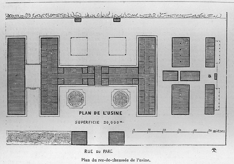 Détail du plan de l'usine avec pavillon d'entrée, corps central et ailes latérales.