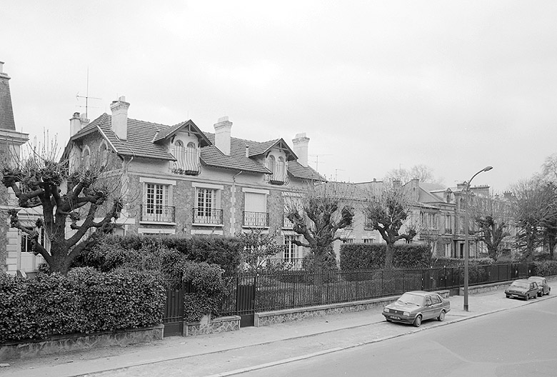 Du n° 117 au n° 108, avenue de Gravelle.
