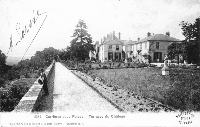 Vue de la terrasse et des jardins.