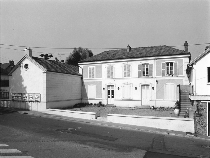 École de filles, école maternelle