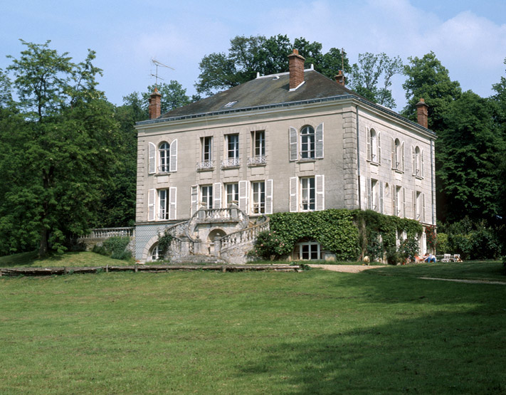 Vue d'ensemble prise du sud ouest.