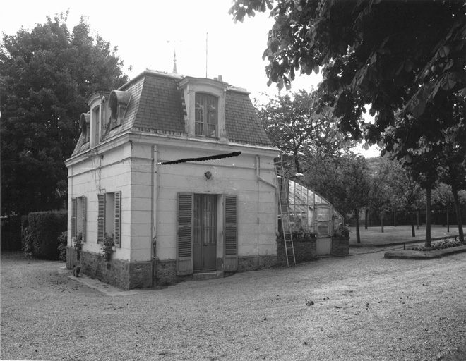 Vue du pavillon du jardinier.