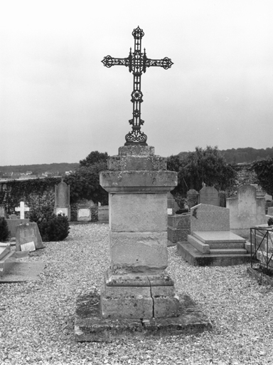 Croix de cimetière