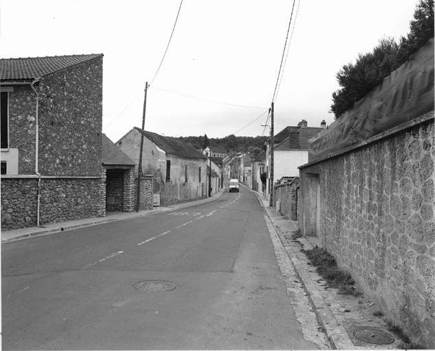 Vue de la rue principale.