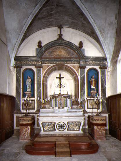 Retable, autel, tabernacle (retable architecturé, maître-autel, autel tombeau)