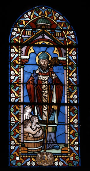 Ensemble de 2 verrières : saint Nicolas, Vierge (baies n°3 et 4)