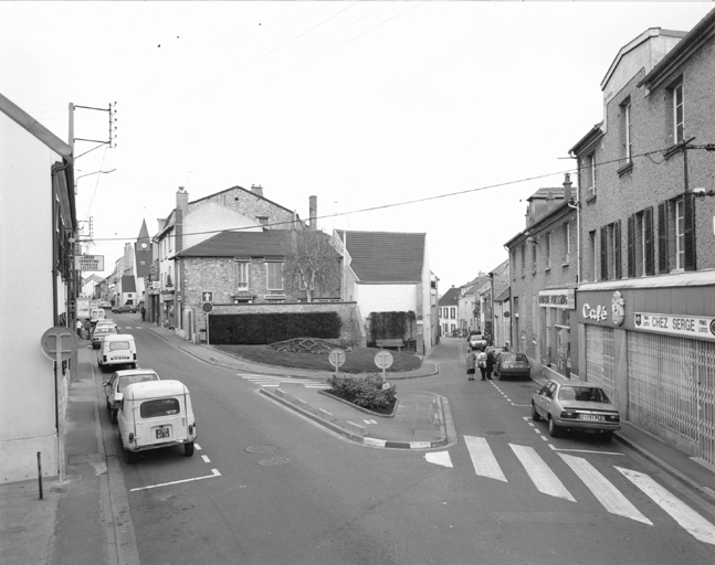 Vue de la Grande Rue et de la rue Carnot.