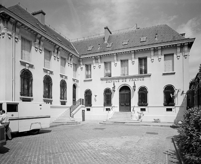 Elévations sur la cour.