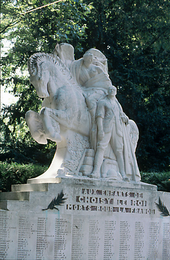 Monument aux morts de la guerre de 1914-1918 (figure colossale, statue équestre)