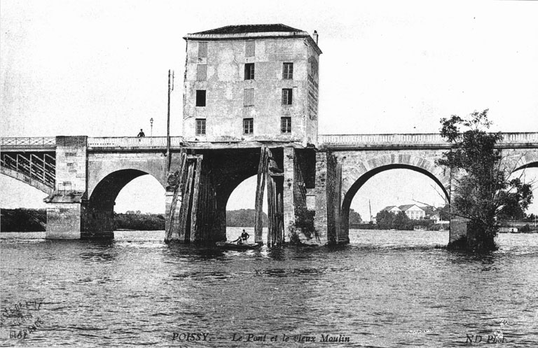 Détail d'une façade sur l'eau du moulin de la Reine Blanche.