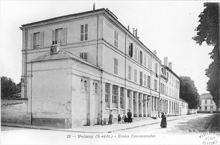 Vue d'ensemble, côté rue.