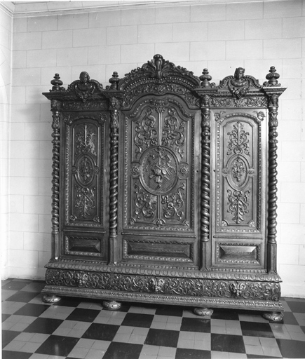 Armoire