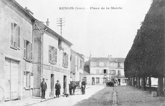 La place de la Mairie.