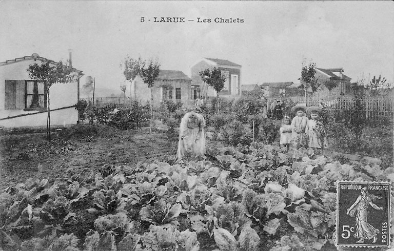 Larue : les Chalets.