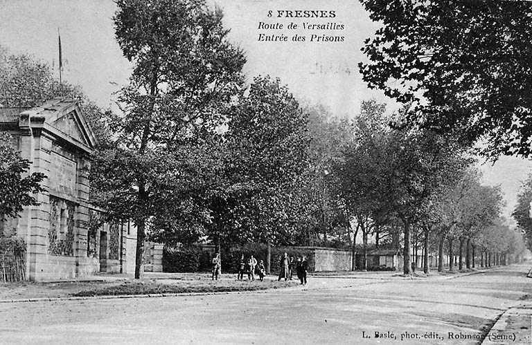 La route de Versailles et l'entrée de la prison.