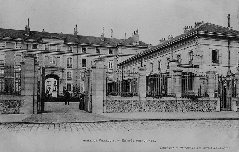 Vue générale depuis la rue.