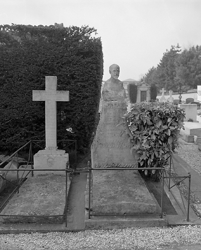 Buste (buste à mi-corps), de Gustave Toudouze