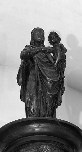 Statue : Vierge à l'Enfant (2)