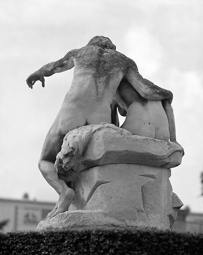 Vue d'ensemble, de dos.