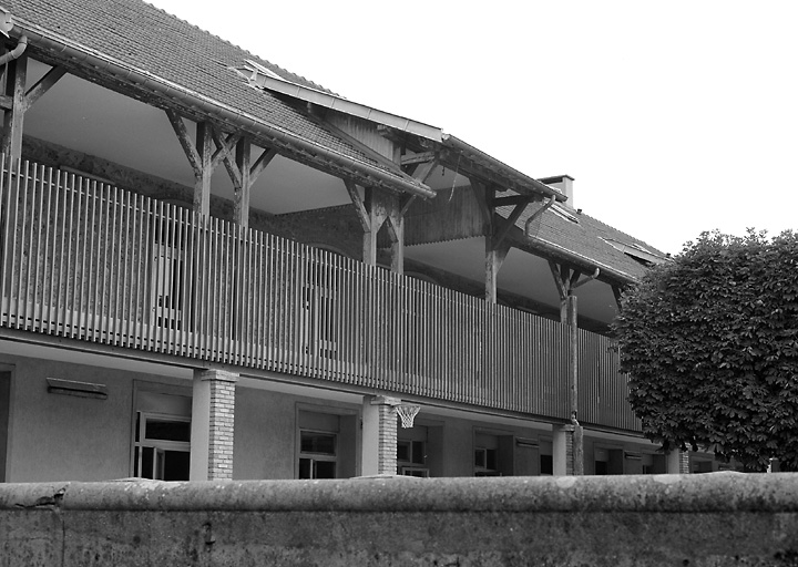 Un des pavillons du service Henri-Colin, édifié en 1910, et réservé aux fous dangereux.