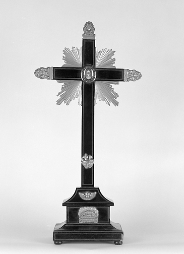 Croix-reliquaire (2)