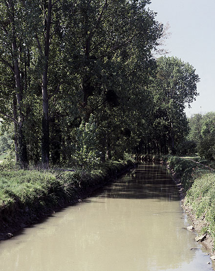 Les bords de l'Orge dans l'ancien domaine du château de Lormoy.