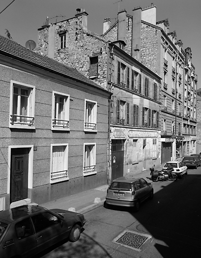 Vue générale depuis la rue.