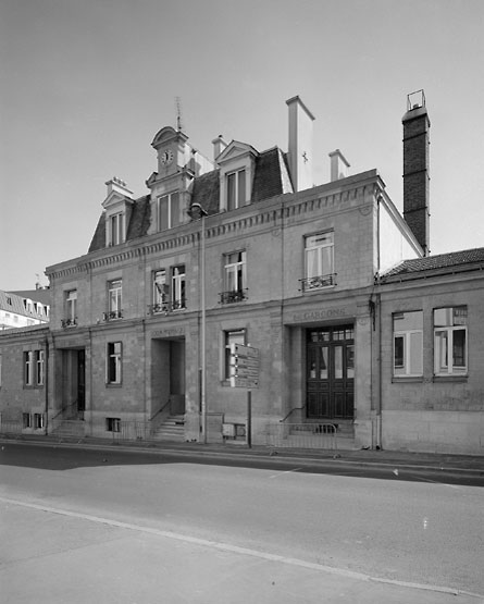 Vue du pavillon central.
