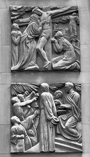 Panneaux représentant la condamnation du Christ et la crucifixion.