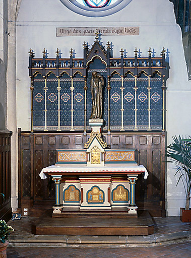 Autel, retable (autel secondaire dit autel de la Vierge, style néo-gothique)