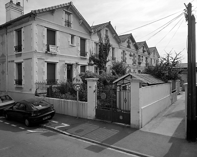 Vue d'ensemble depuis le n°26, rue de la Grange-Ory.