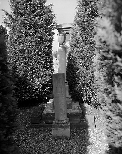 Tombeau du chimiste Bertholet