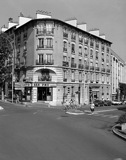 Vue générale depuis le carrefour.