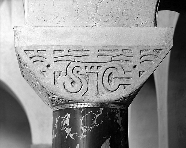 Face représentant les initiales de sainte Germaine.