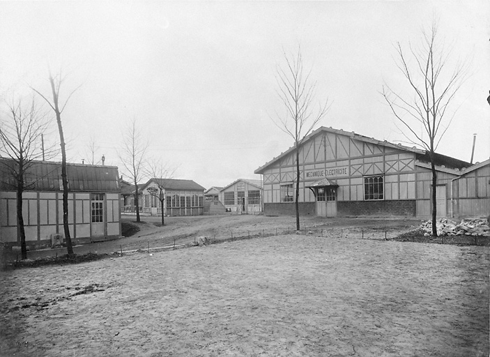 Vue d'ensemble des bâtiments abritant les ateliers.